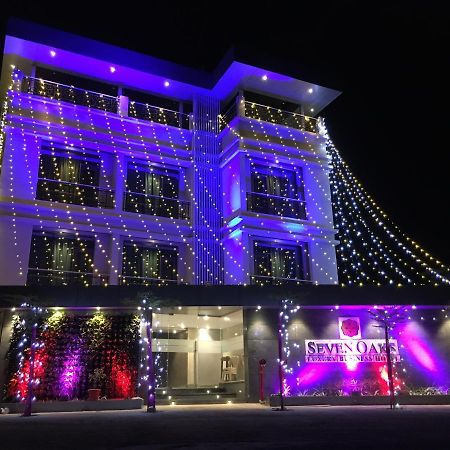 Hotel Seven Oaks Navi Mumbai Exterior photo